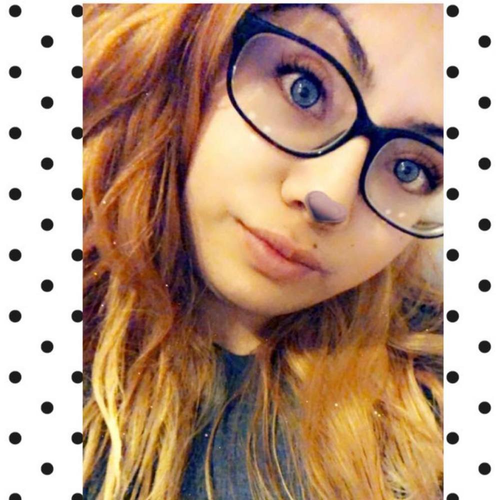Meet your Posher, Nayeli